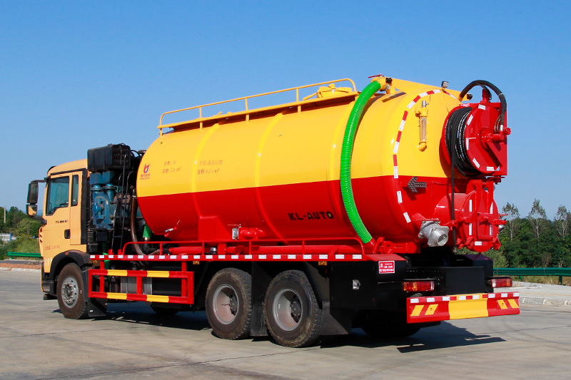 重汽豪沃后双桥清洗吸污车（一体罐） 21方