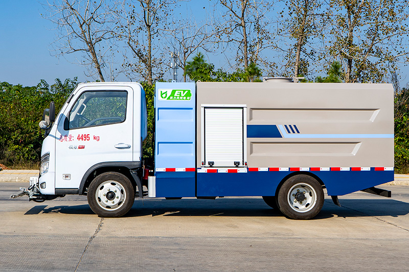 福田纯电路面清洗